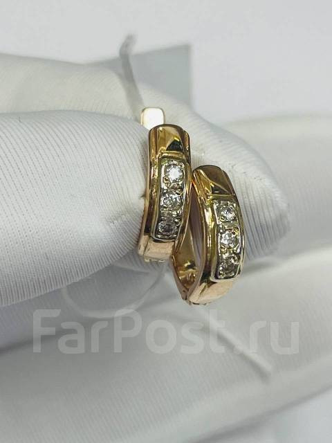Серьги золото 585 пробы с фианитами арт С-2563 Серьги золото 585 пробы с фианитами арт С-2563